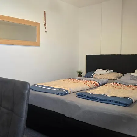 Maisonette 84 *