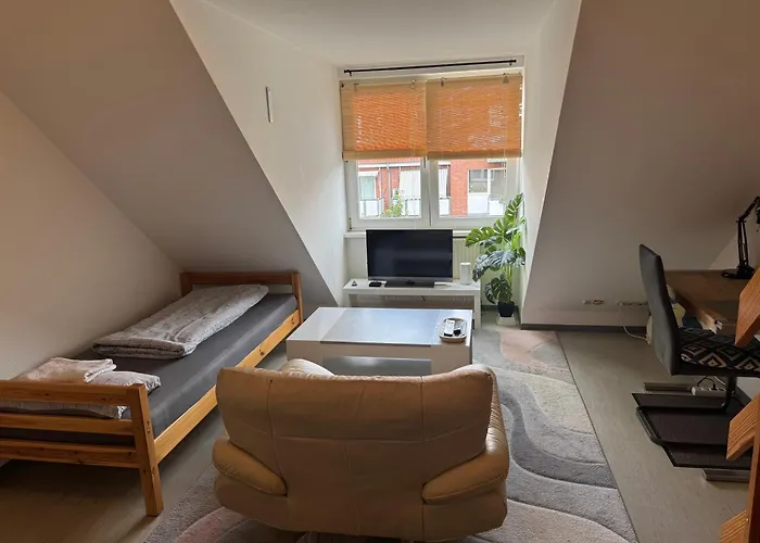 Modern Loft With Gallery - Near Center - Free Parking Apartmán